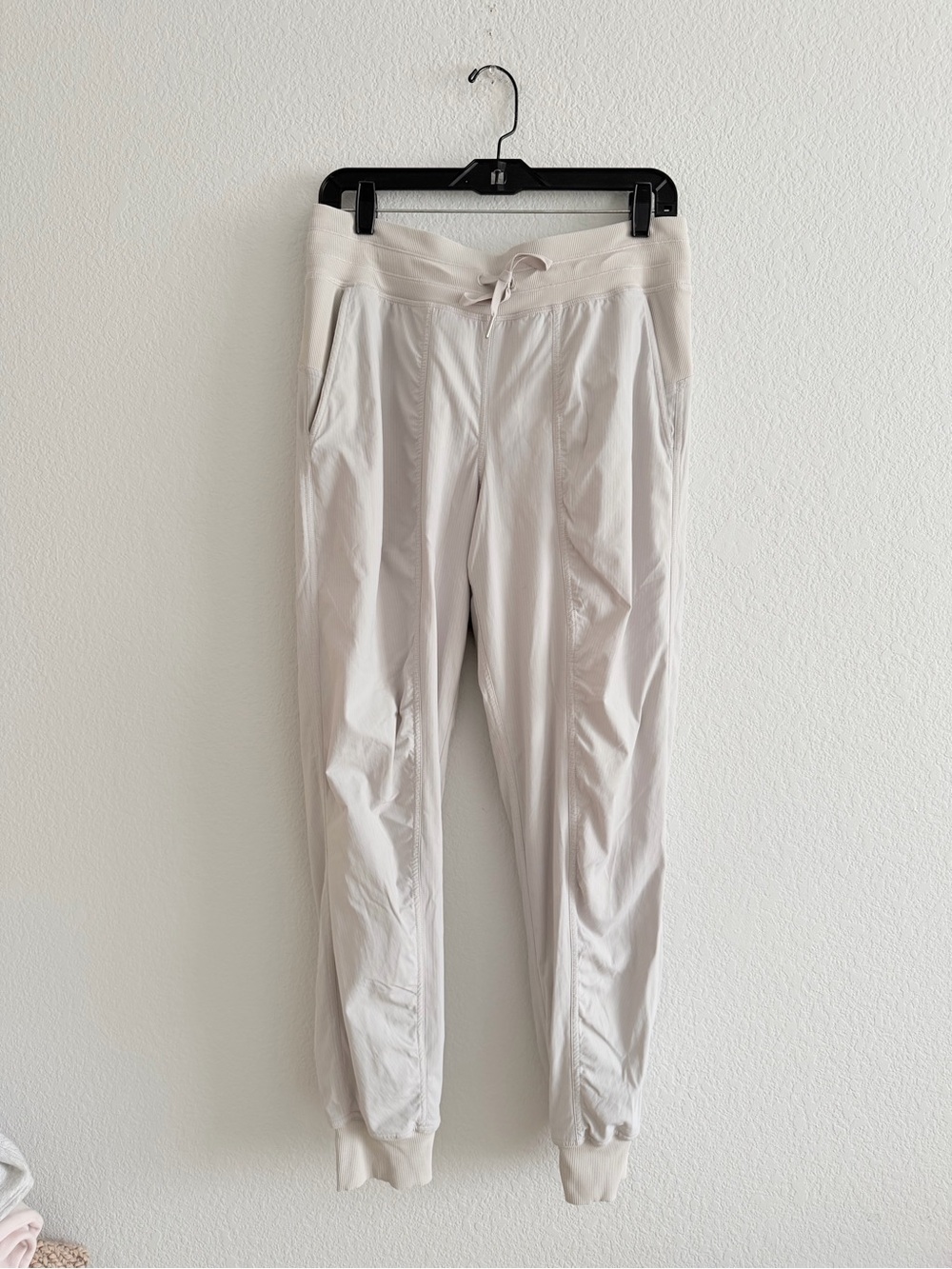 Lululemon Dance Studio Jogger Lined Vapor size 8 Athleisure Hiking